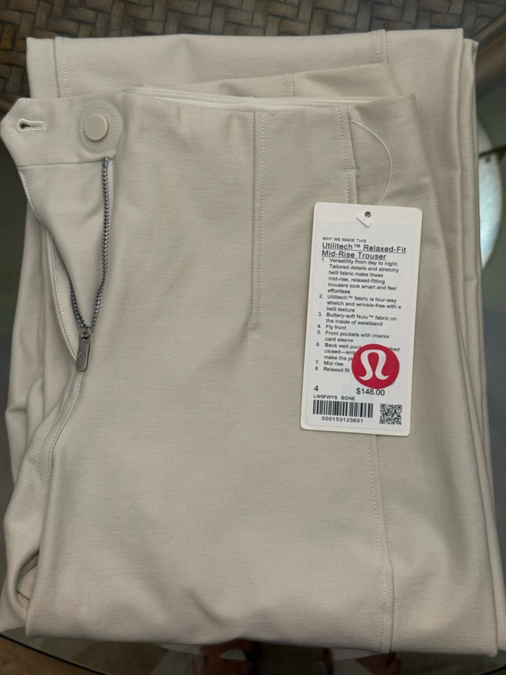 lululemon Relaxed Fit Trouser - Picture 2 of 6